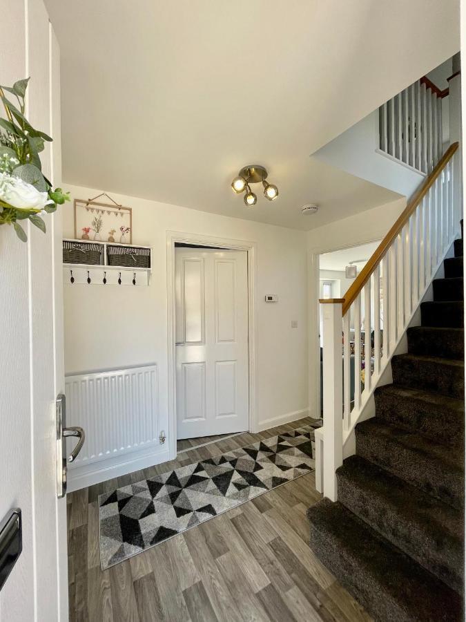 Aspen Villa هيميل هيمبستيد المظهر الخارجي الصورة